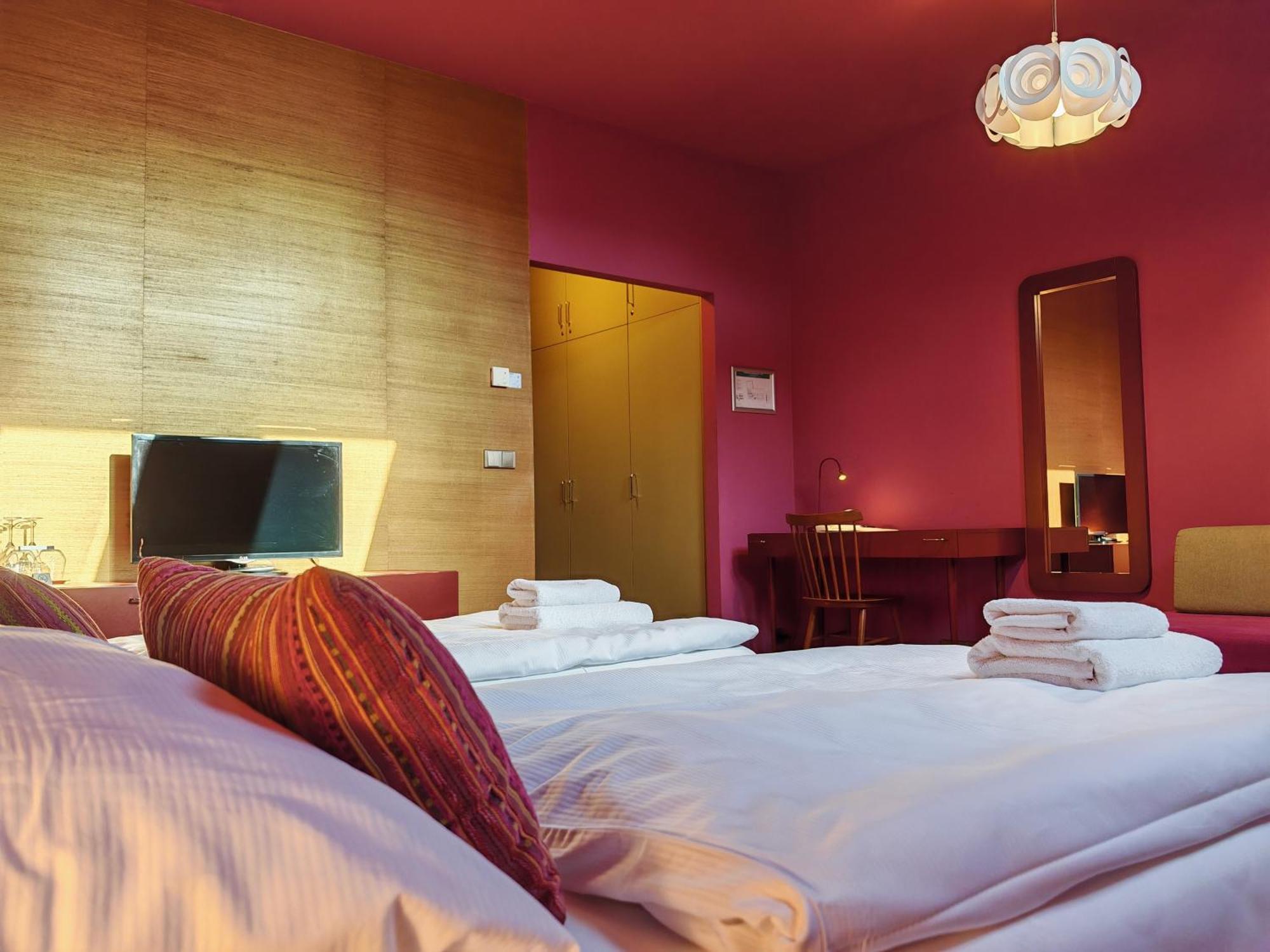 Hotel Rajska Zahrada Nové Město nad Metují Eksteriør bilde